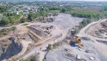 Giá vật liệu xây dựng “bốc đầu”, người xây nhà méo mặt vì chi phí đội lên chóng mặt